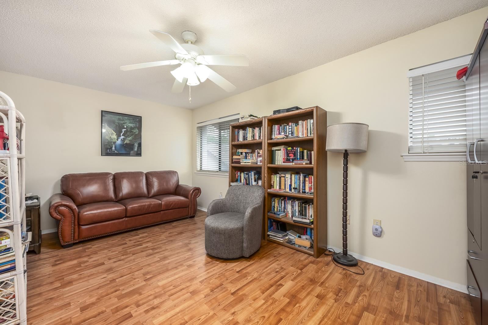 Image 16 of 24 For 137 Olive Tree Circle 137