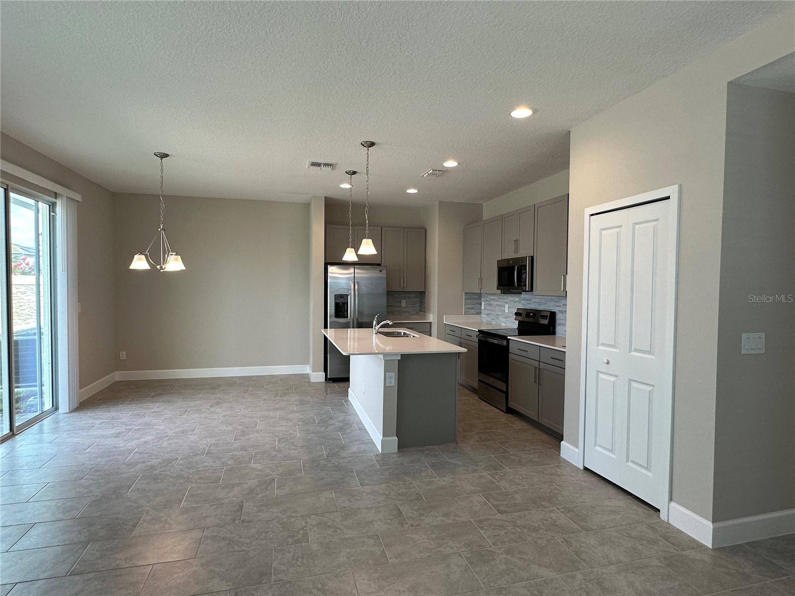 Image 50 of 57 For 1405 Captiva Cove 24