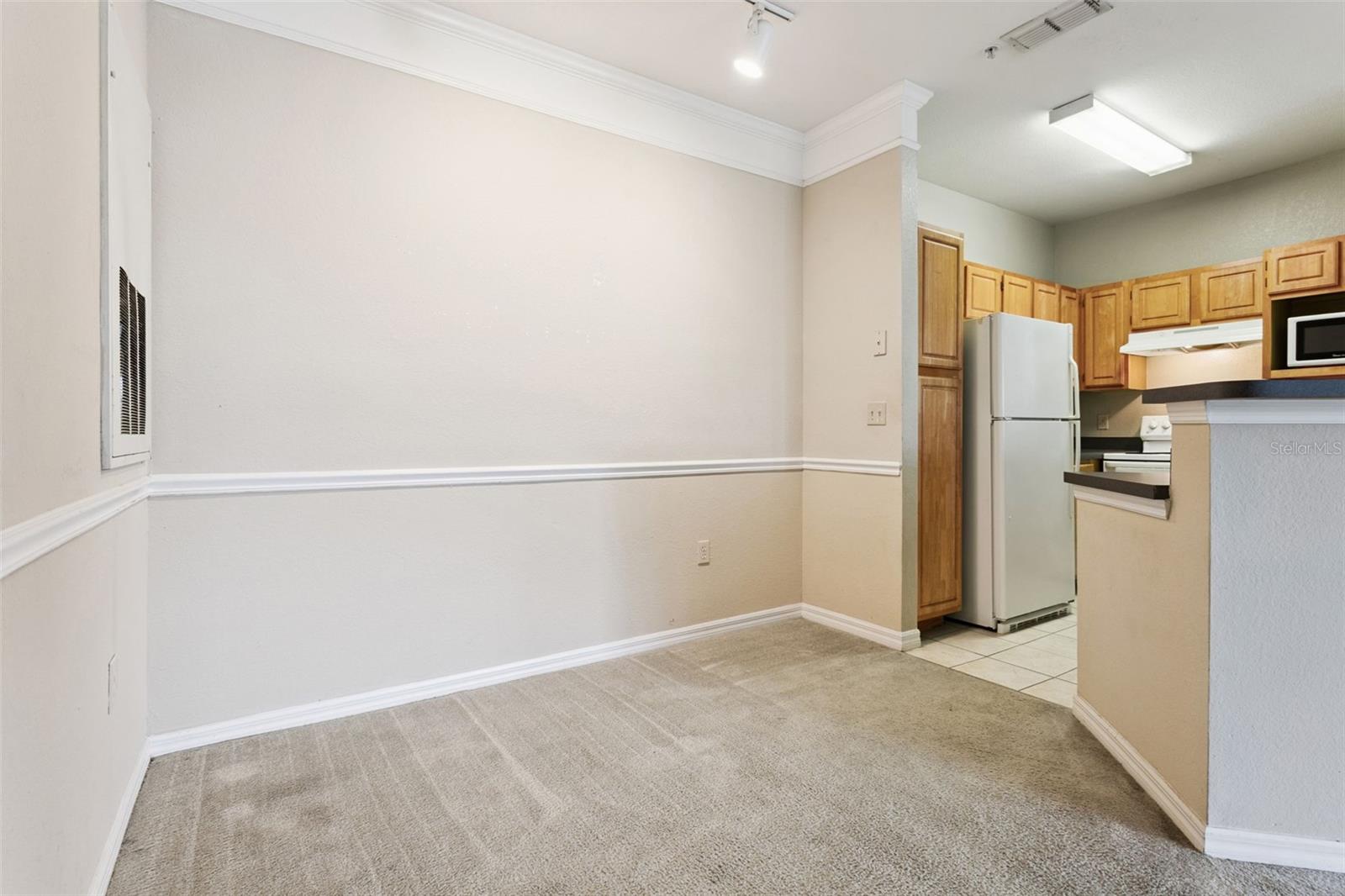 Image 7 of 47 For 3446 Soho St  303