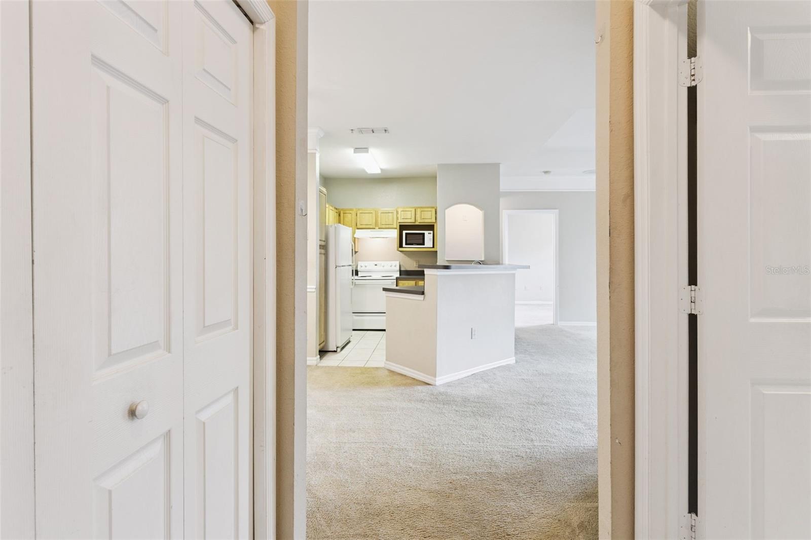 Image 9 of 47 For 3446 Soho St  303