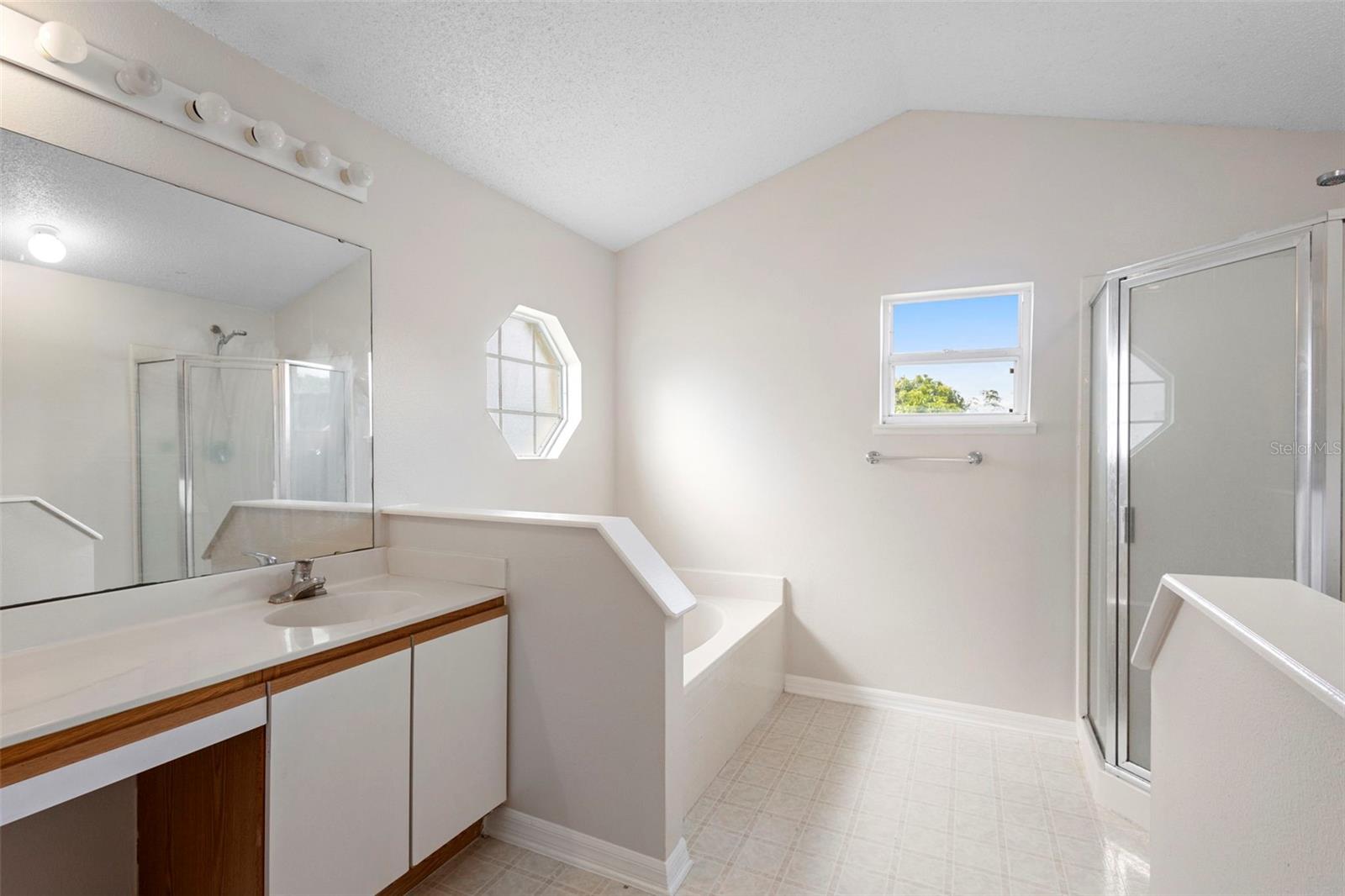 Image 13 of 49 For 2466 Augusta Way