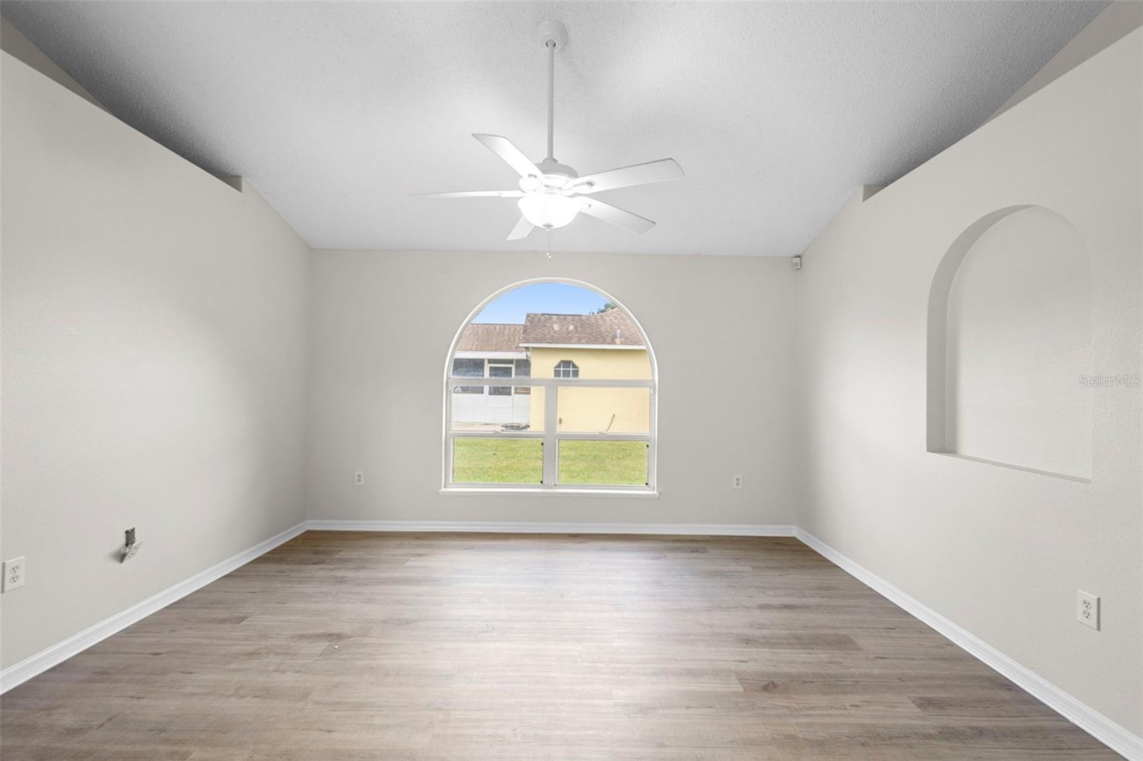 Image 14 of 49 For 2466 Augusta Way