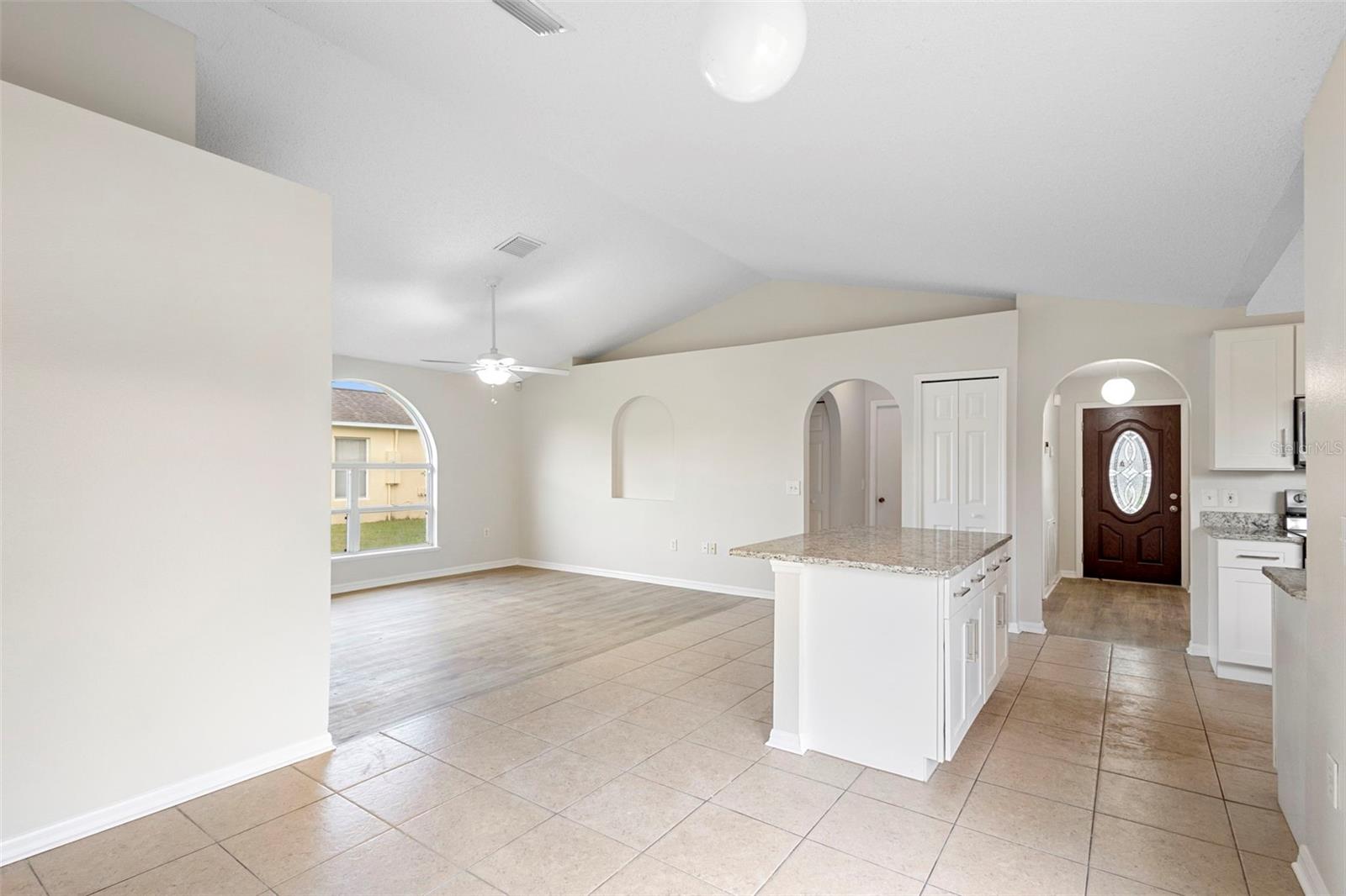 Image 19 of 49 For 2466 Augusta Way