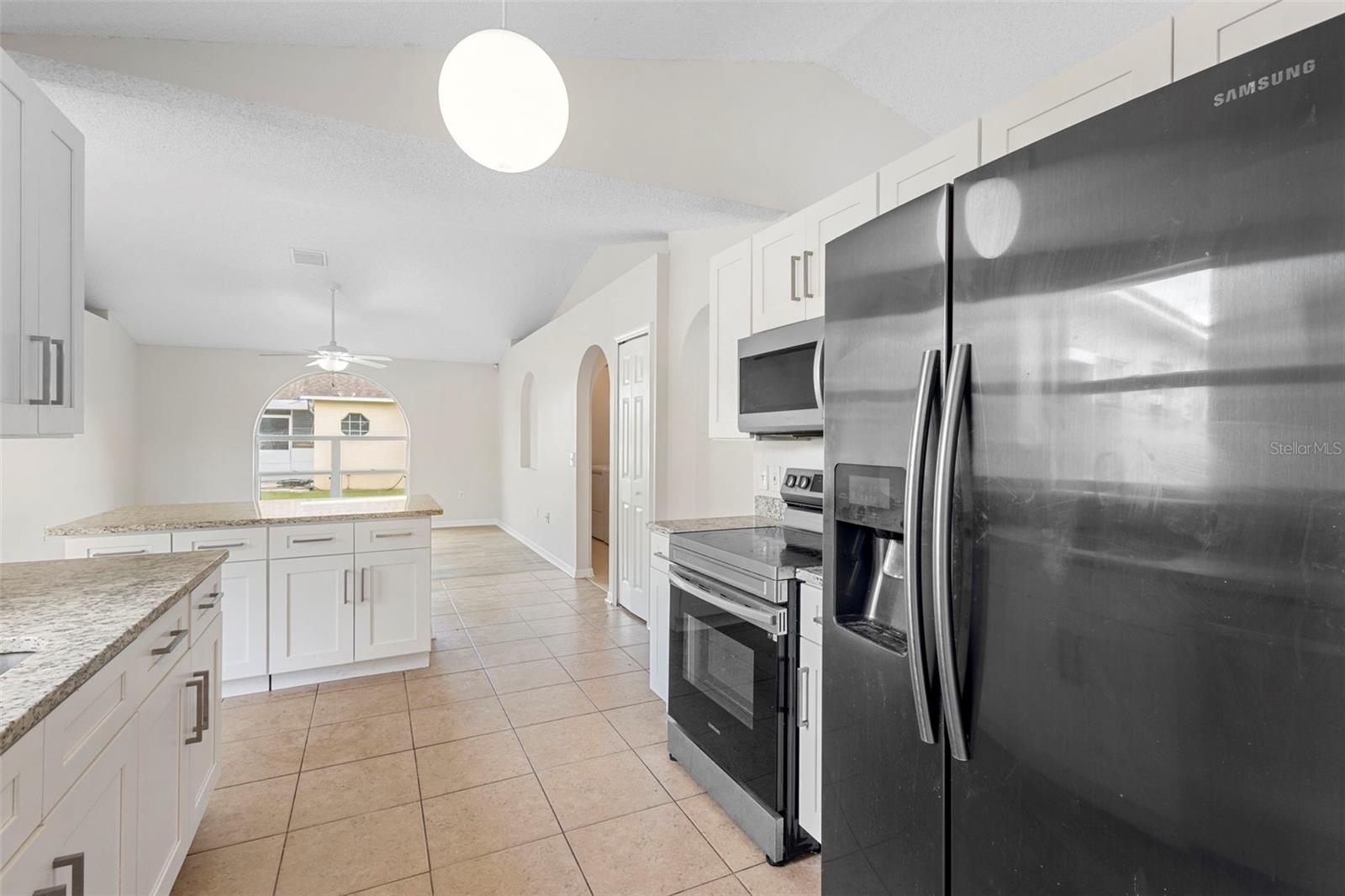 Image 21 of 49 For 2466 Augusta Way