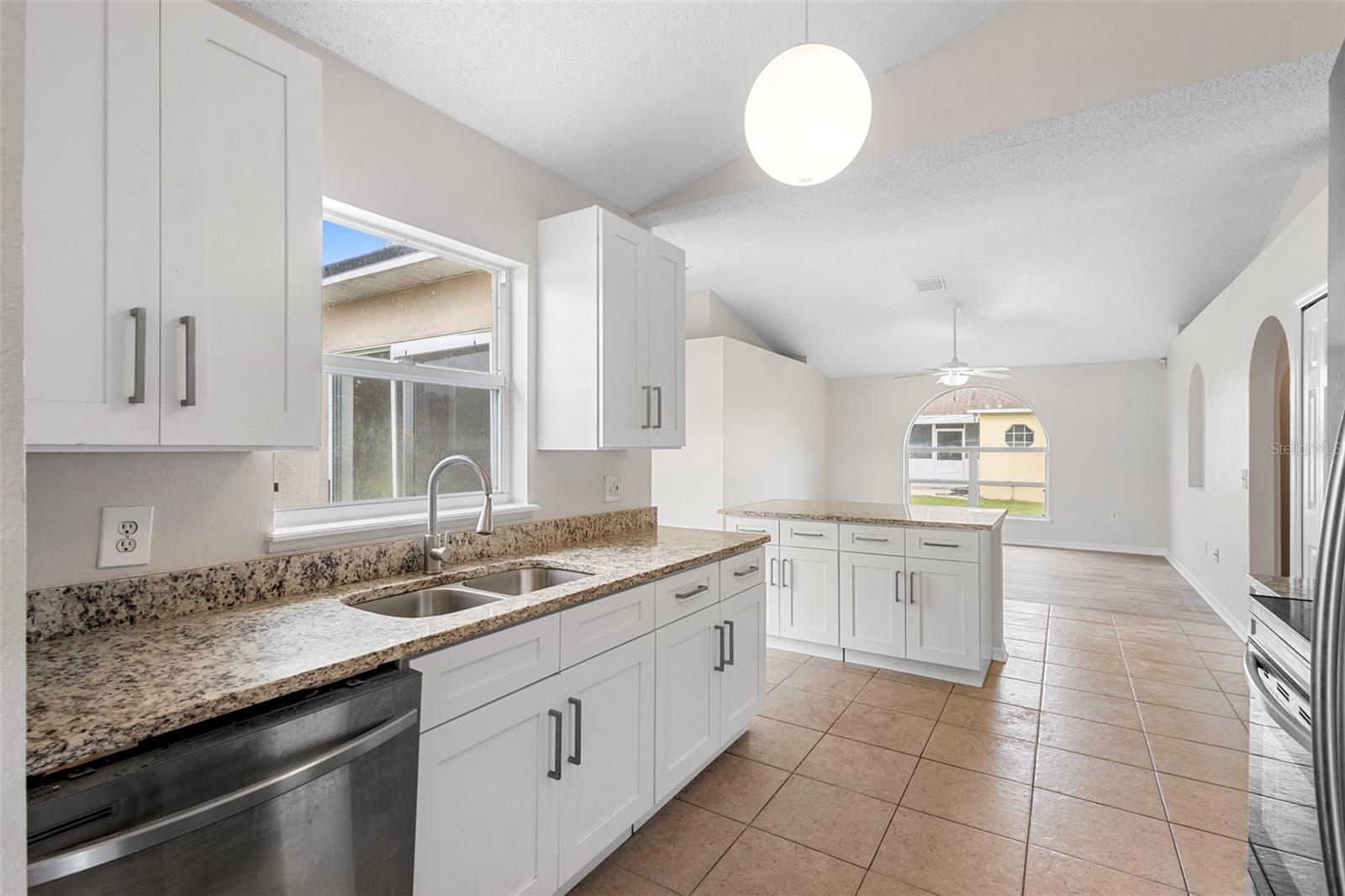 Image 22 of 49 For 2466 Augusta Way