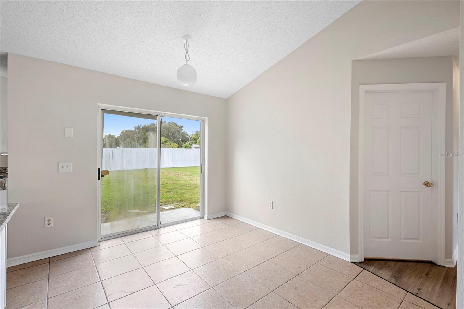 Image 24 of 49 For 2466 Augusta Way