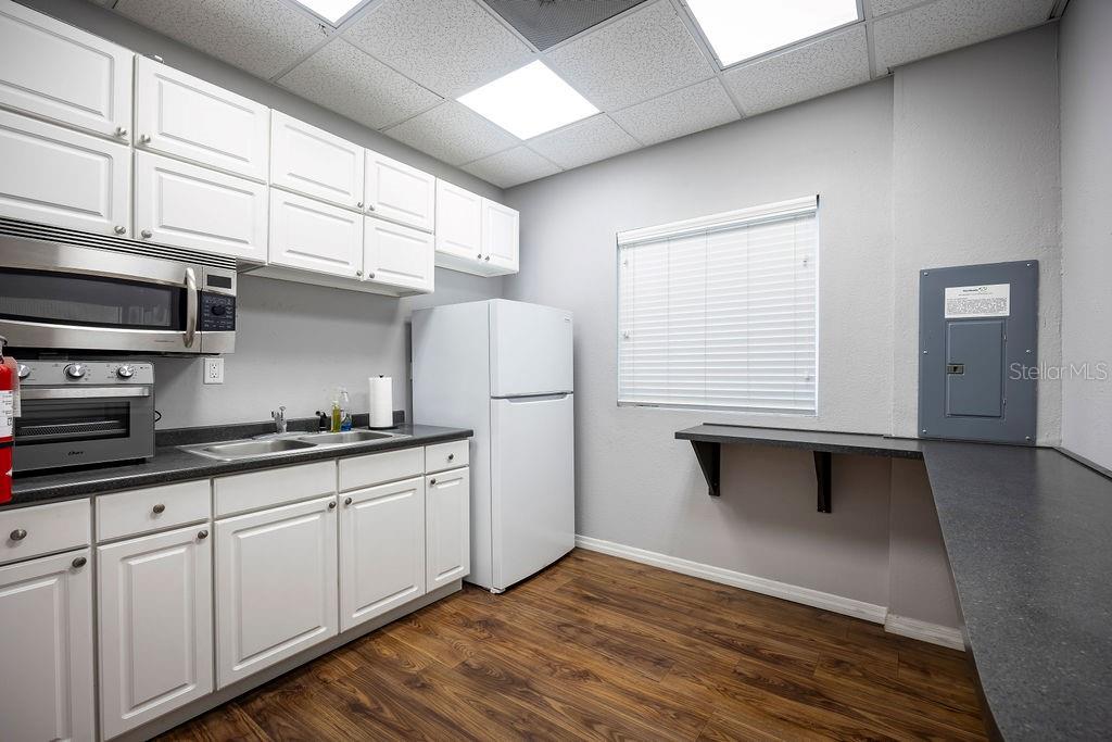 Image 25 of 34 For 12221 301 Highway