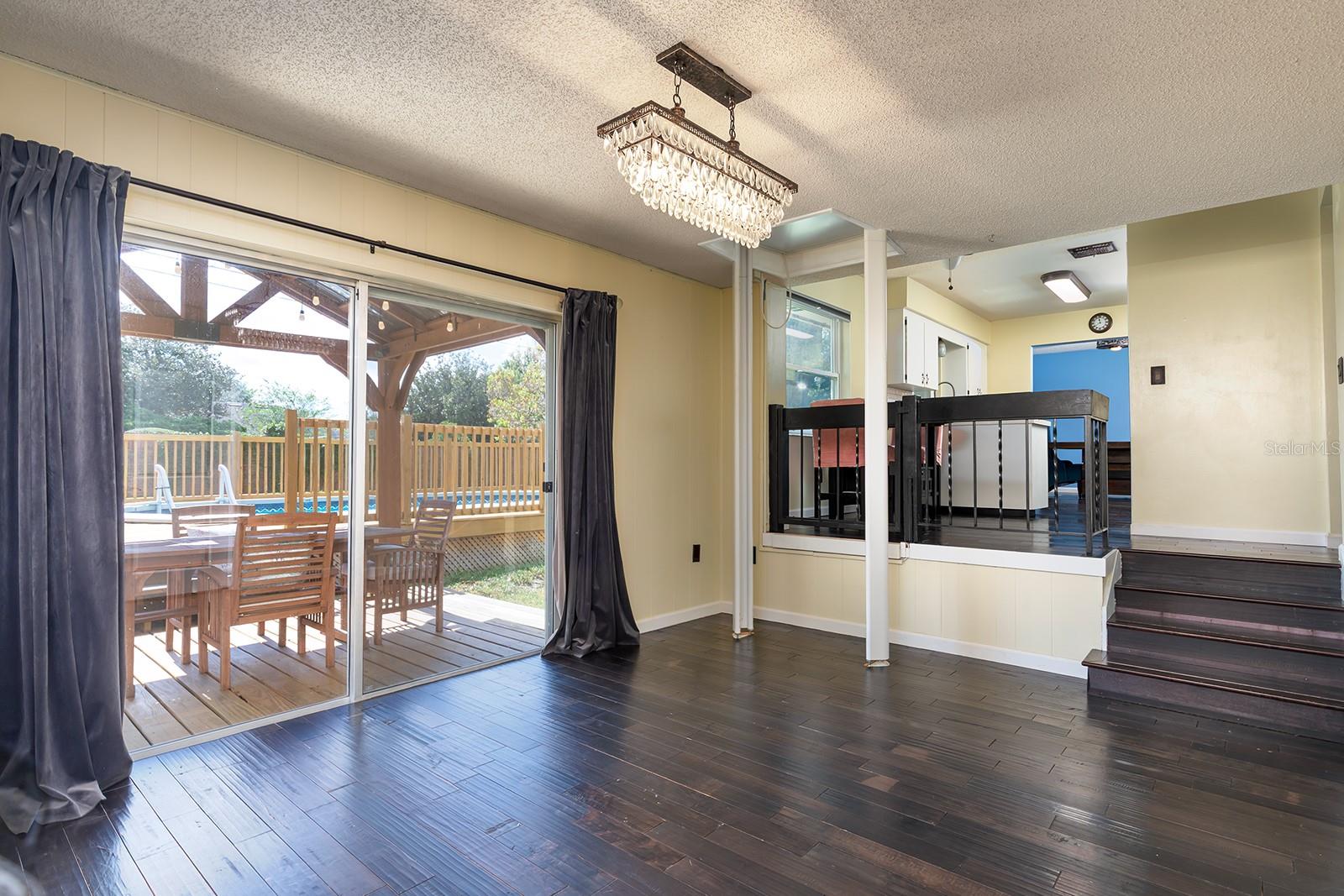 Image 16 of 39 For 1010 Chokecherry Drive
