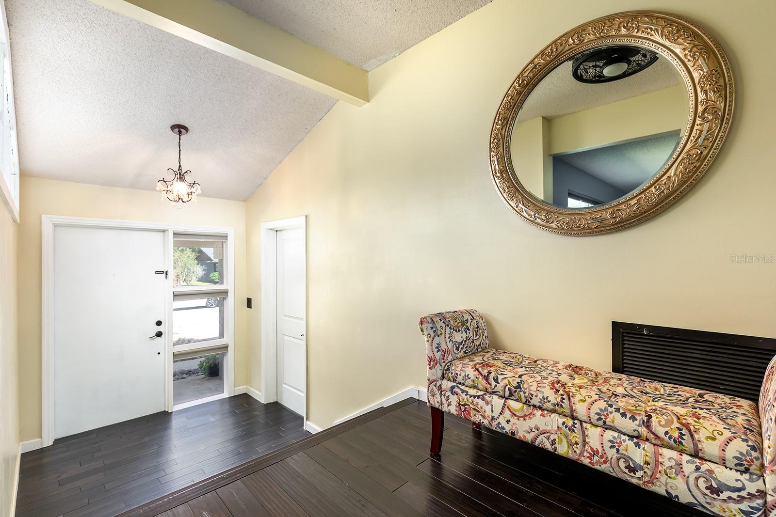 Image 5 of 39 For 1010 Chokecherry Drive