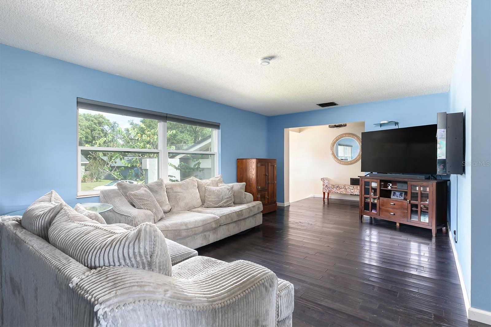 Image 7 of 39 For 1010 Chokecherry Drive
