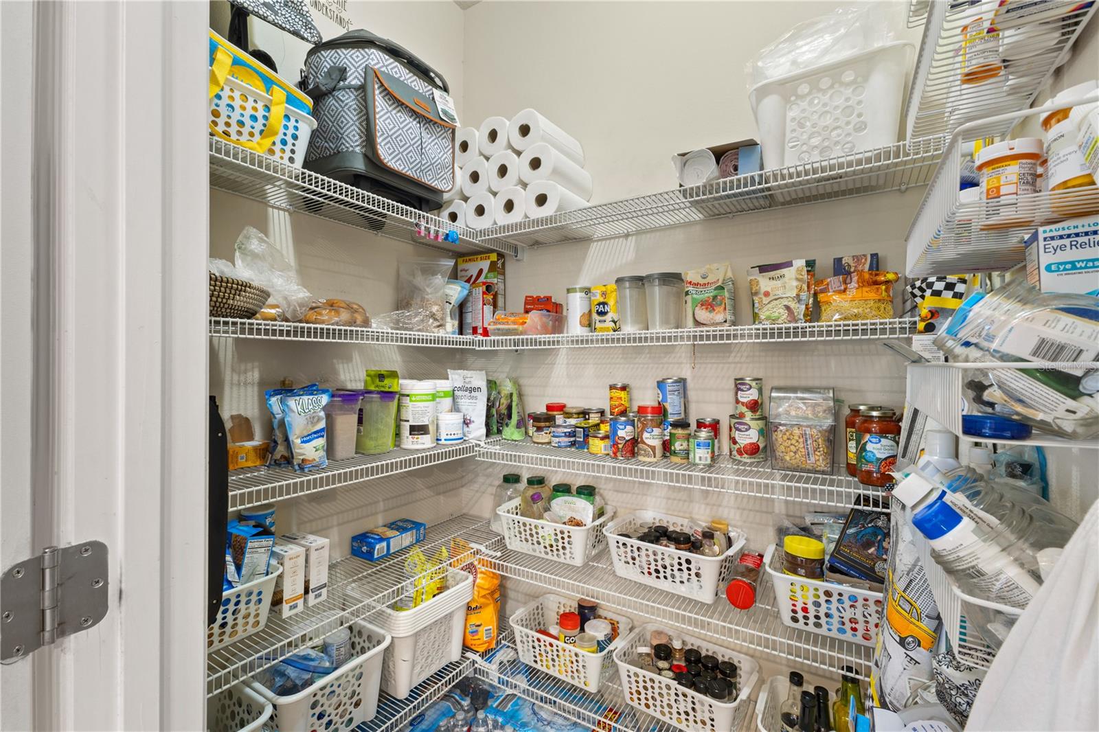 Image 21 of 40 For 637 Bluehearts Trail