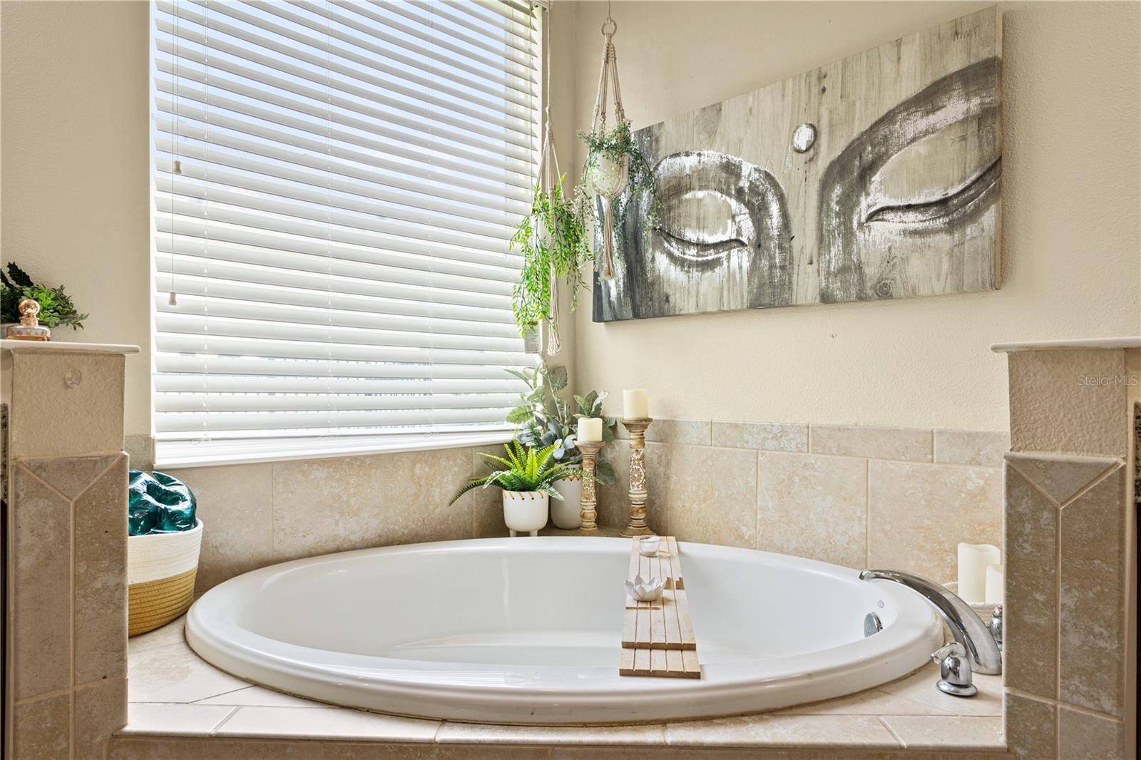 Image 29 of 40 For 637 Bluehearts Trail