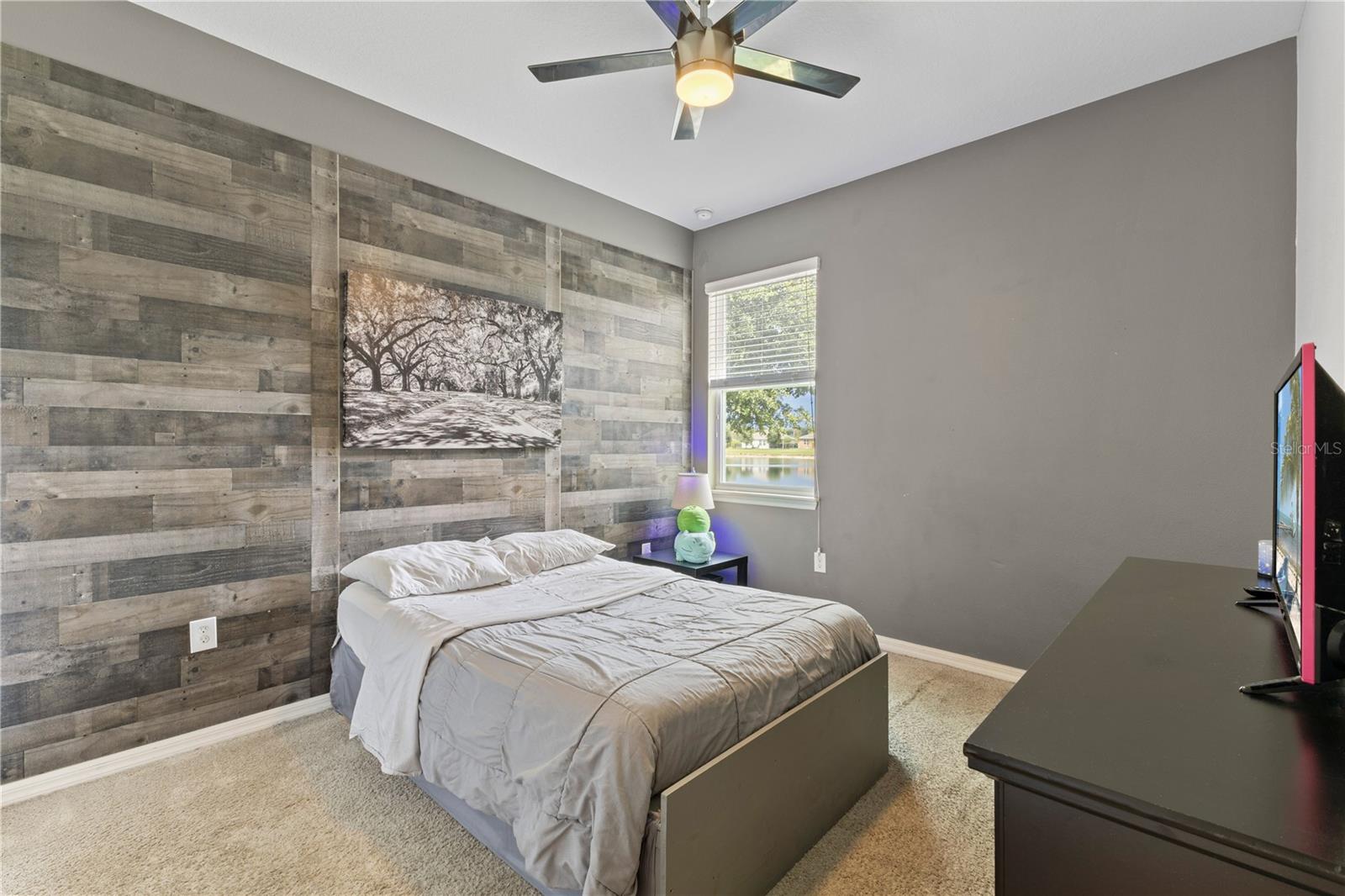 Image 32 of 40 For 637 Bluehearts Trail