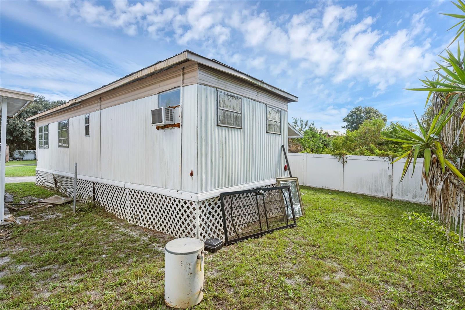 Image 12 of 13 For 2854 Lake Alfred Road 7