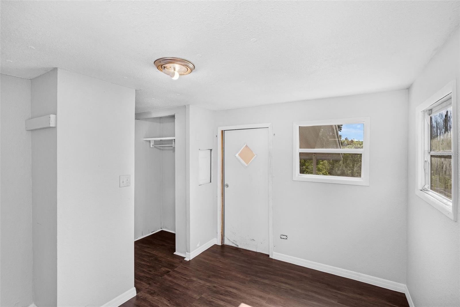 Image 3 of 13 For 2854 Lake Alfred Road 7