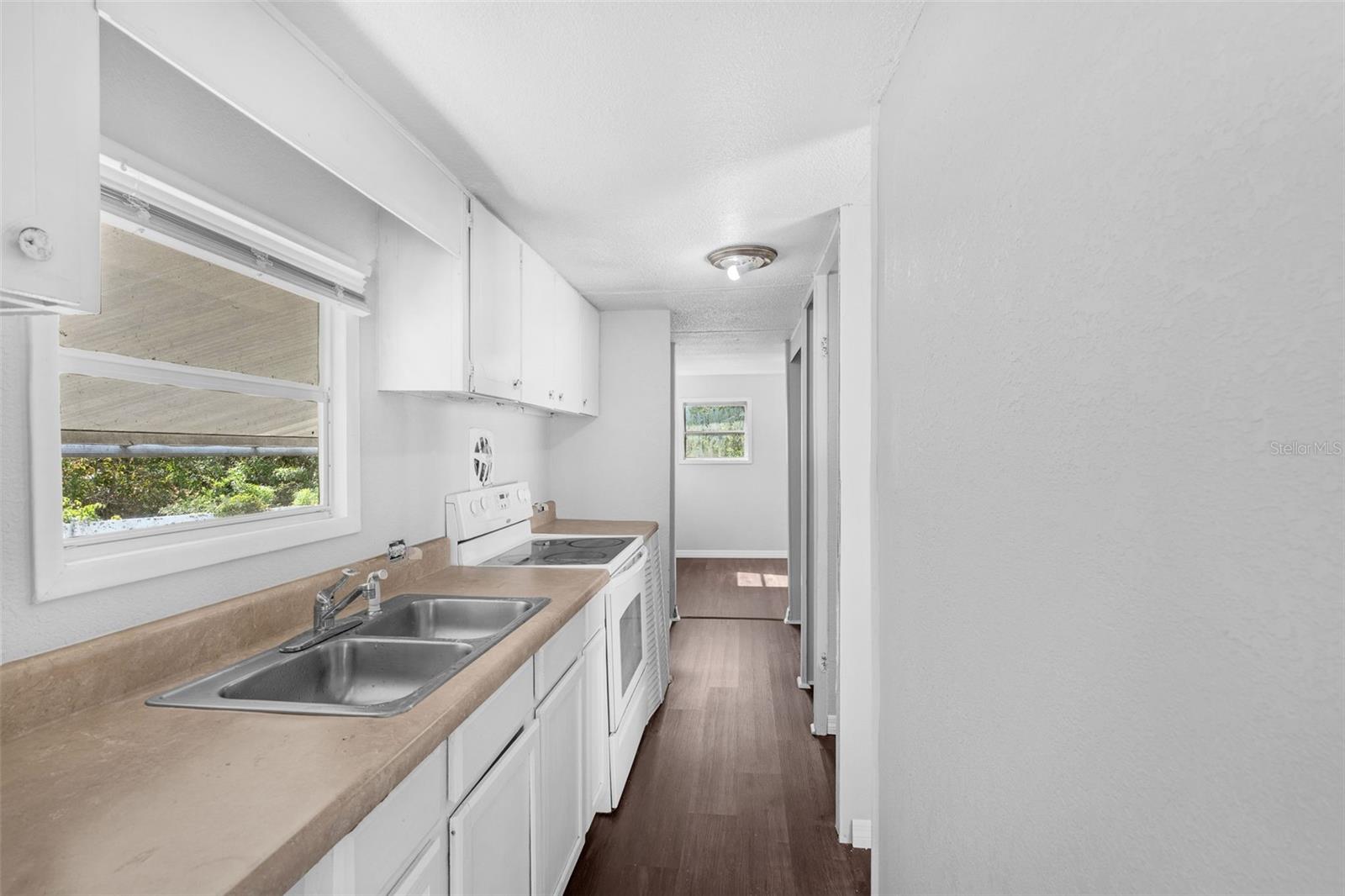 Image 7 of 13 For 2854 Lake Alfred Road 7