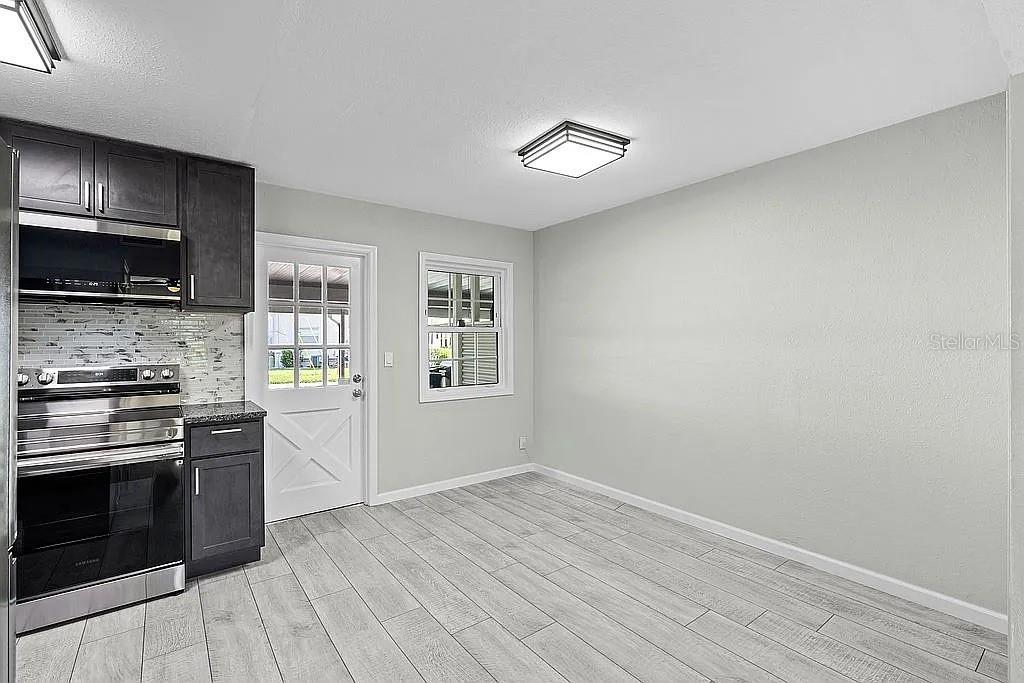 Image 22 of 38 For 210 Bunker Hill Lane