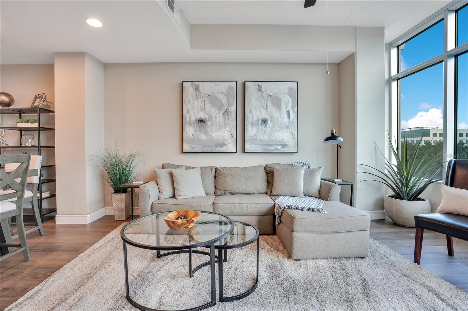 Image 16 of 42 For 525 Jackson Street 504