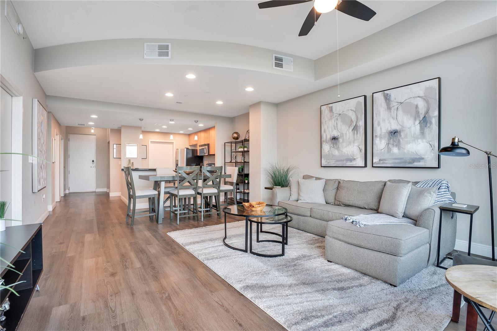 Image 17 of 42 For 525 Jackson Street 504