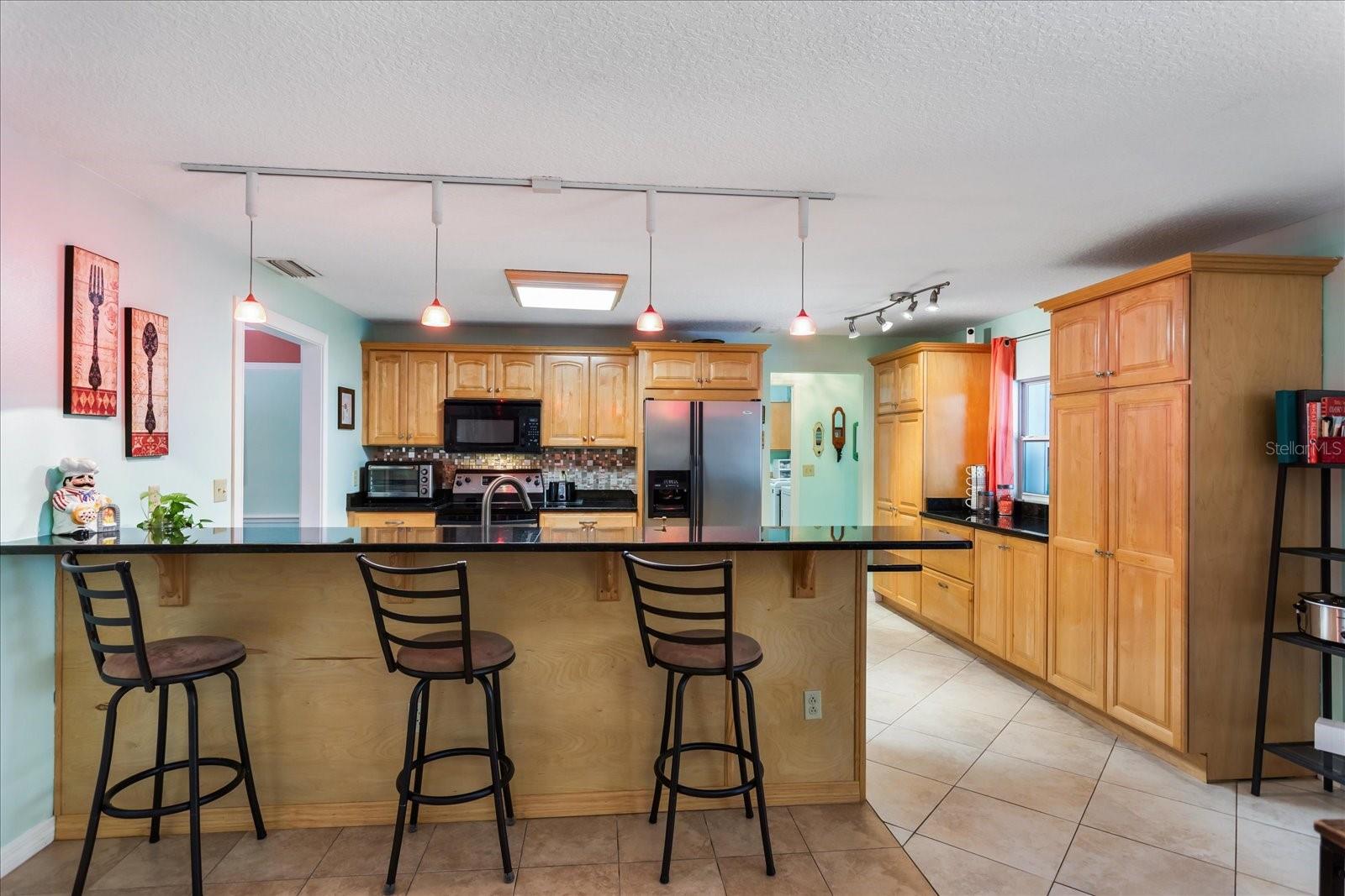 Image 11 of 60 For 401 Magnolia Oak Drive