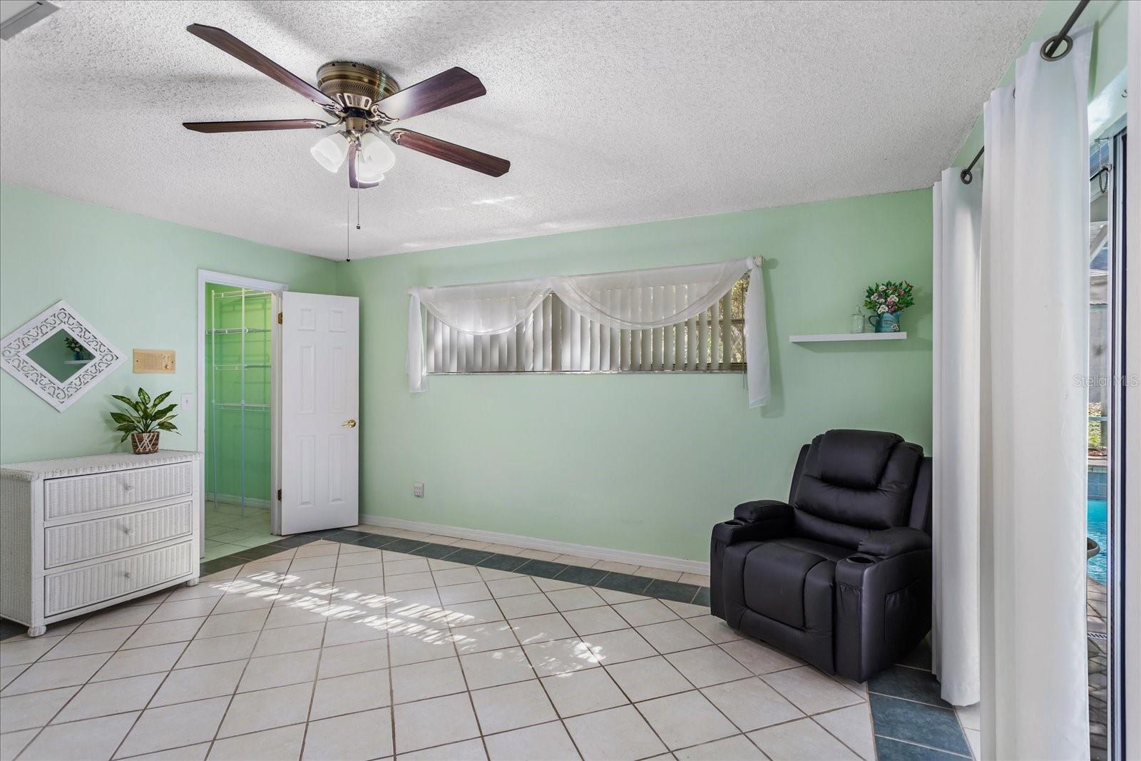 Image 14 of 60 For 401 Magnolia Oak Drive