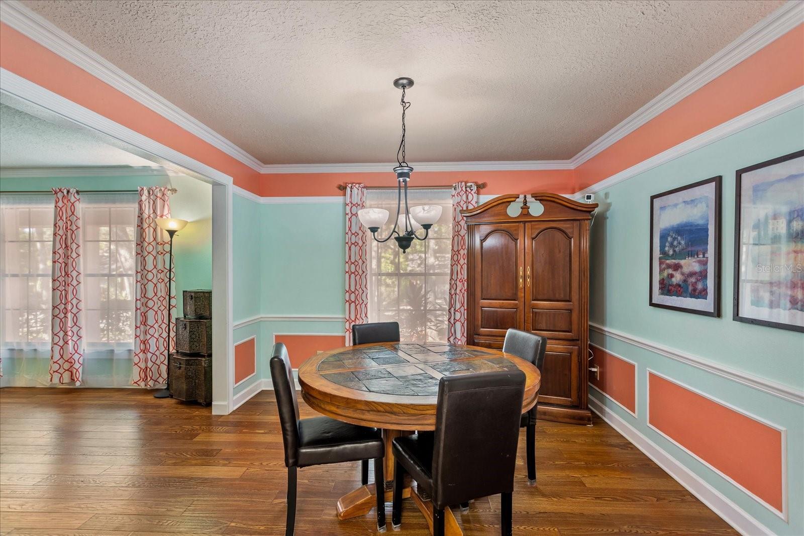 Image 7 of 60 For 401 Magnolia Oak Drive