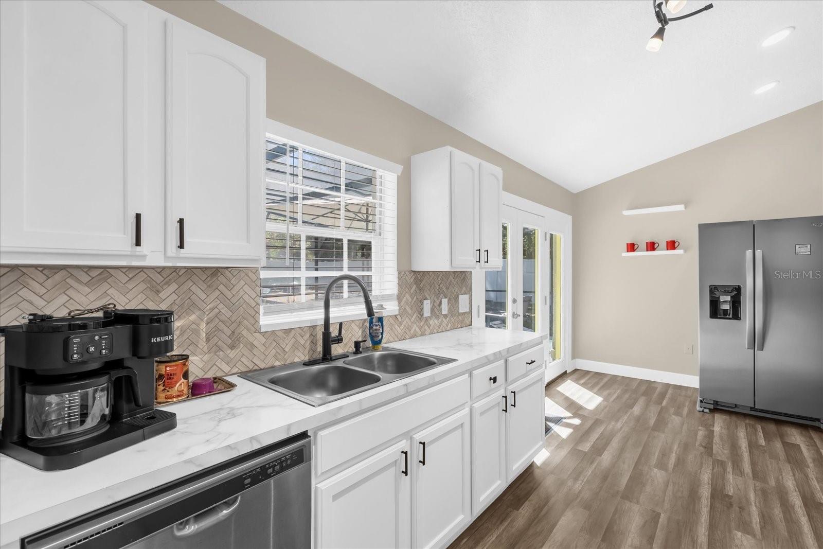 Image 9 of 19 For 40140 Palm Street