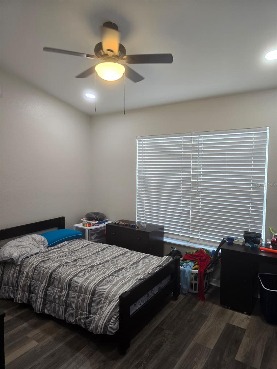 Image 17 of 22 For 13303 Pinyon Drive