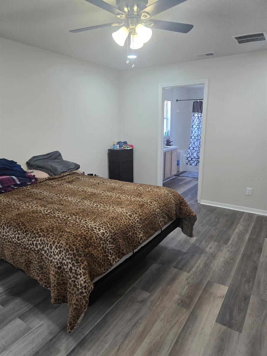 Image 9 of 22 For 13303 Pinyon Drive