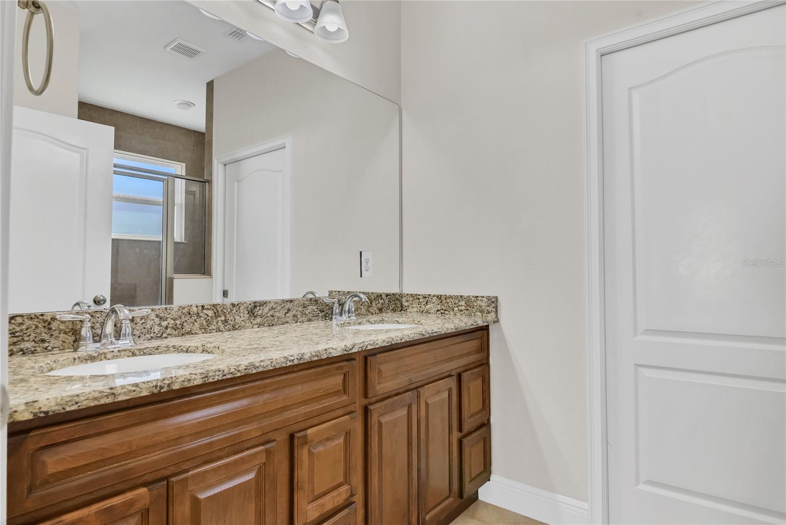 Image 17 of 27 For 33943 Emerald Pond Loop