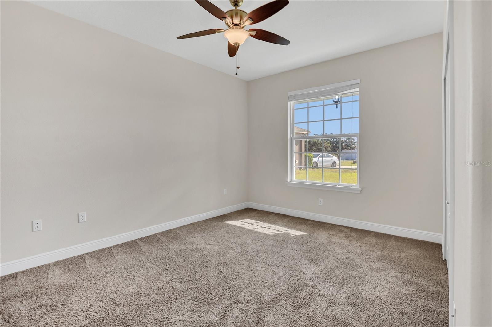 Image 19 of 27 For 33943 Emerald Pond Loop