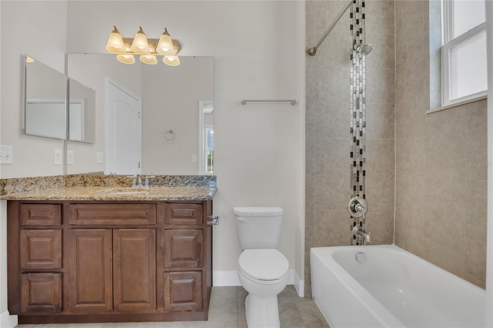 Image 21 of 27 For 33943 Emerald Pond Loop