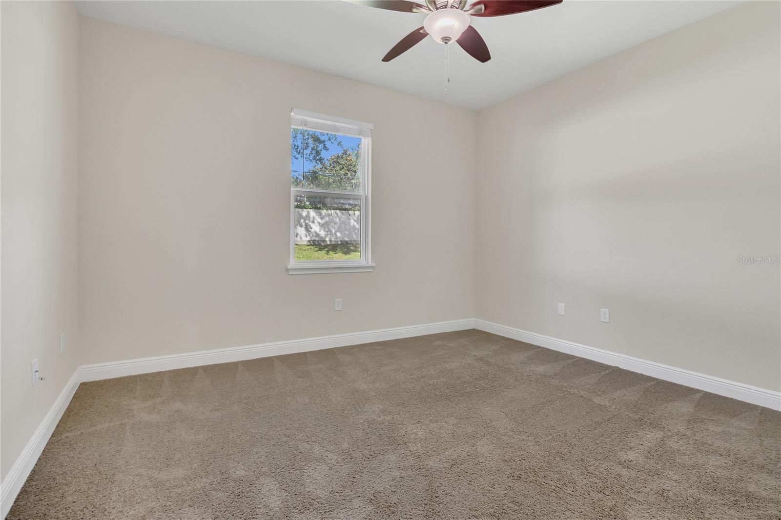 Image 22 of 27 For 33943 Emerald Pond Loop