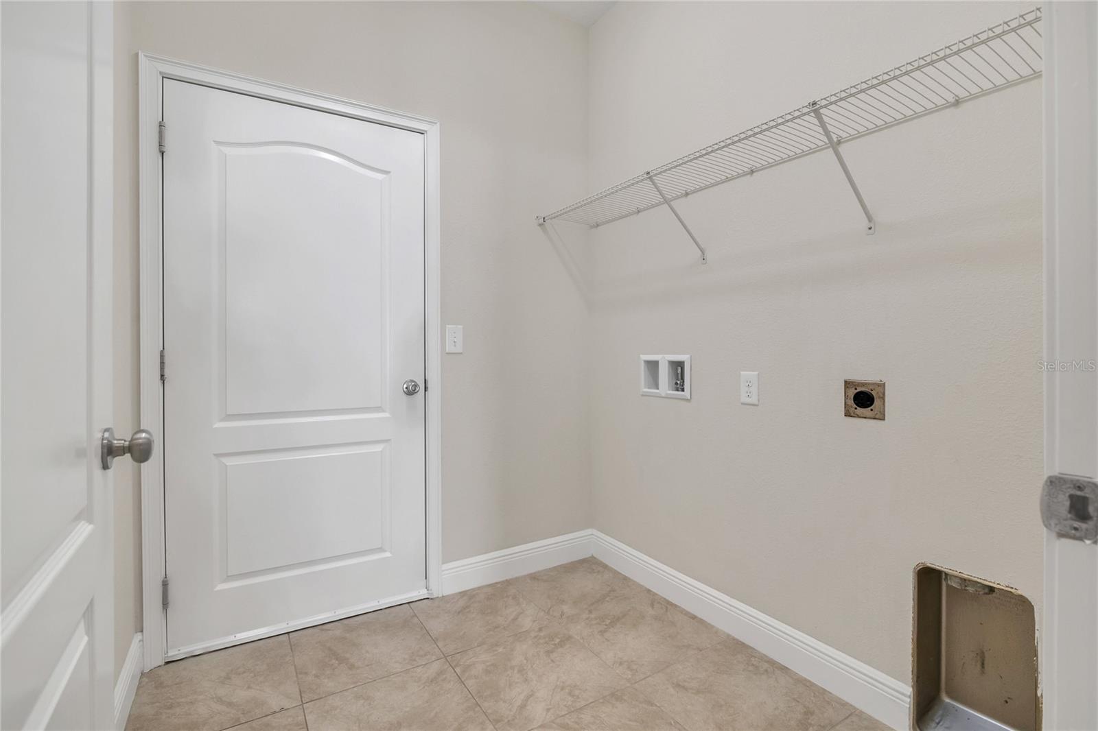 Image 23 of 27 For 33943 Emerald Pond Loop