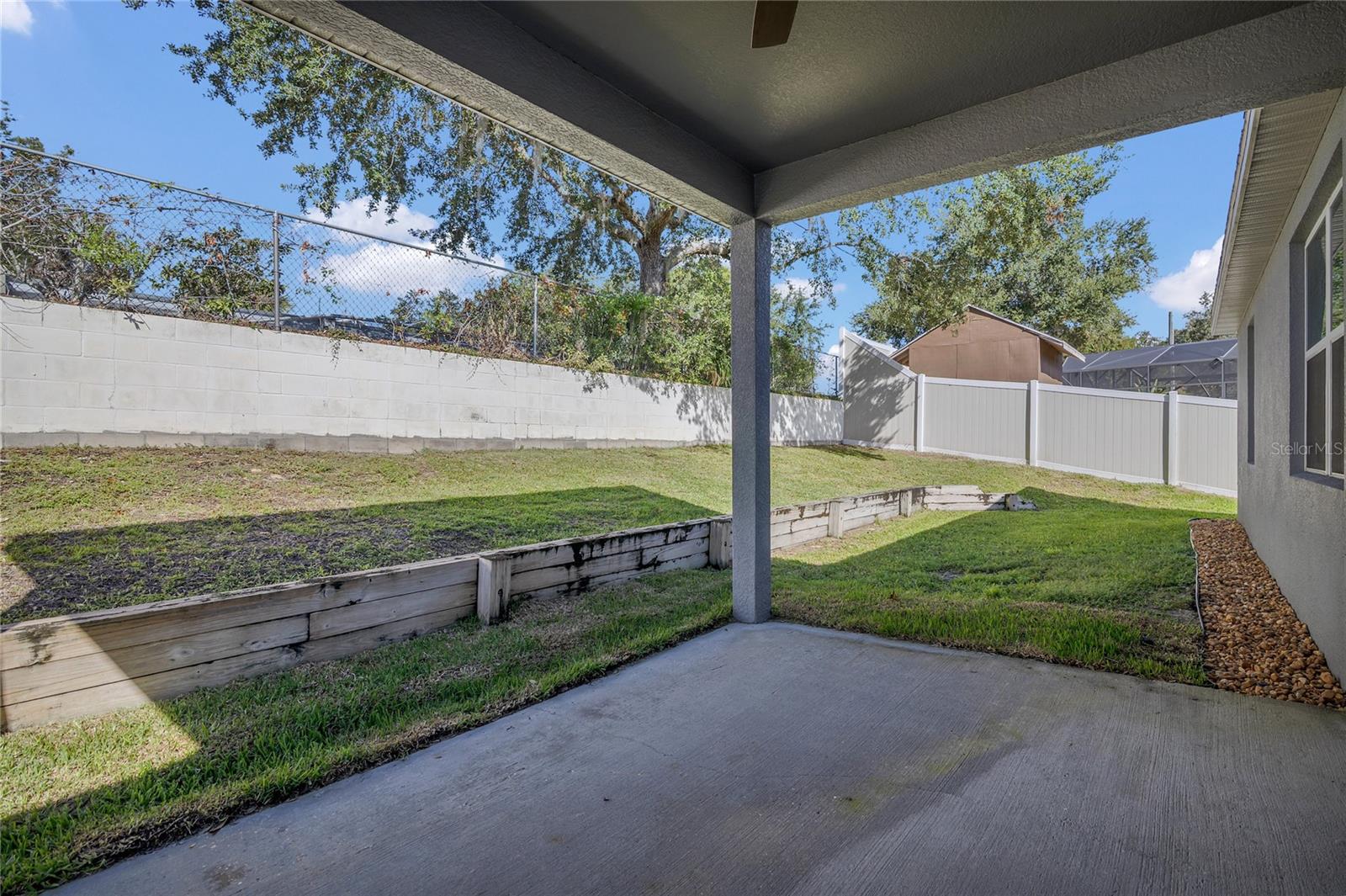 Image 25 of 27 For 33943 Emerald Pond Loop