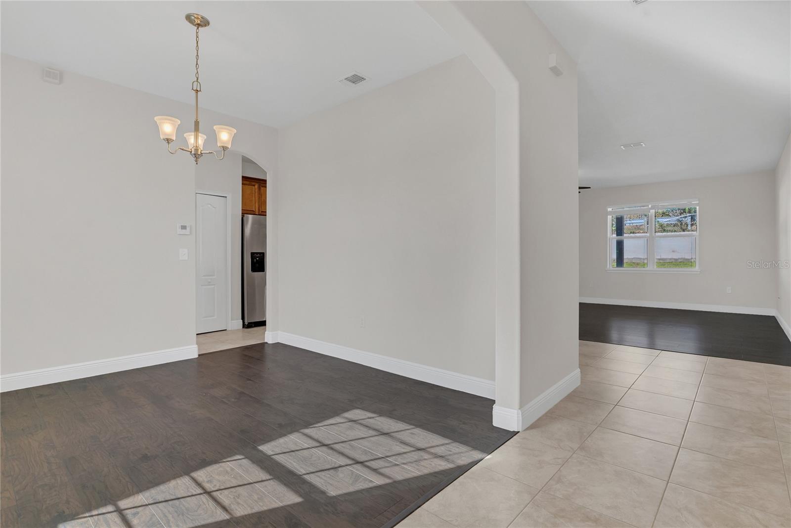 Image 5 of 27 For 33943 Emerald Pond Loop