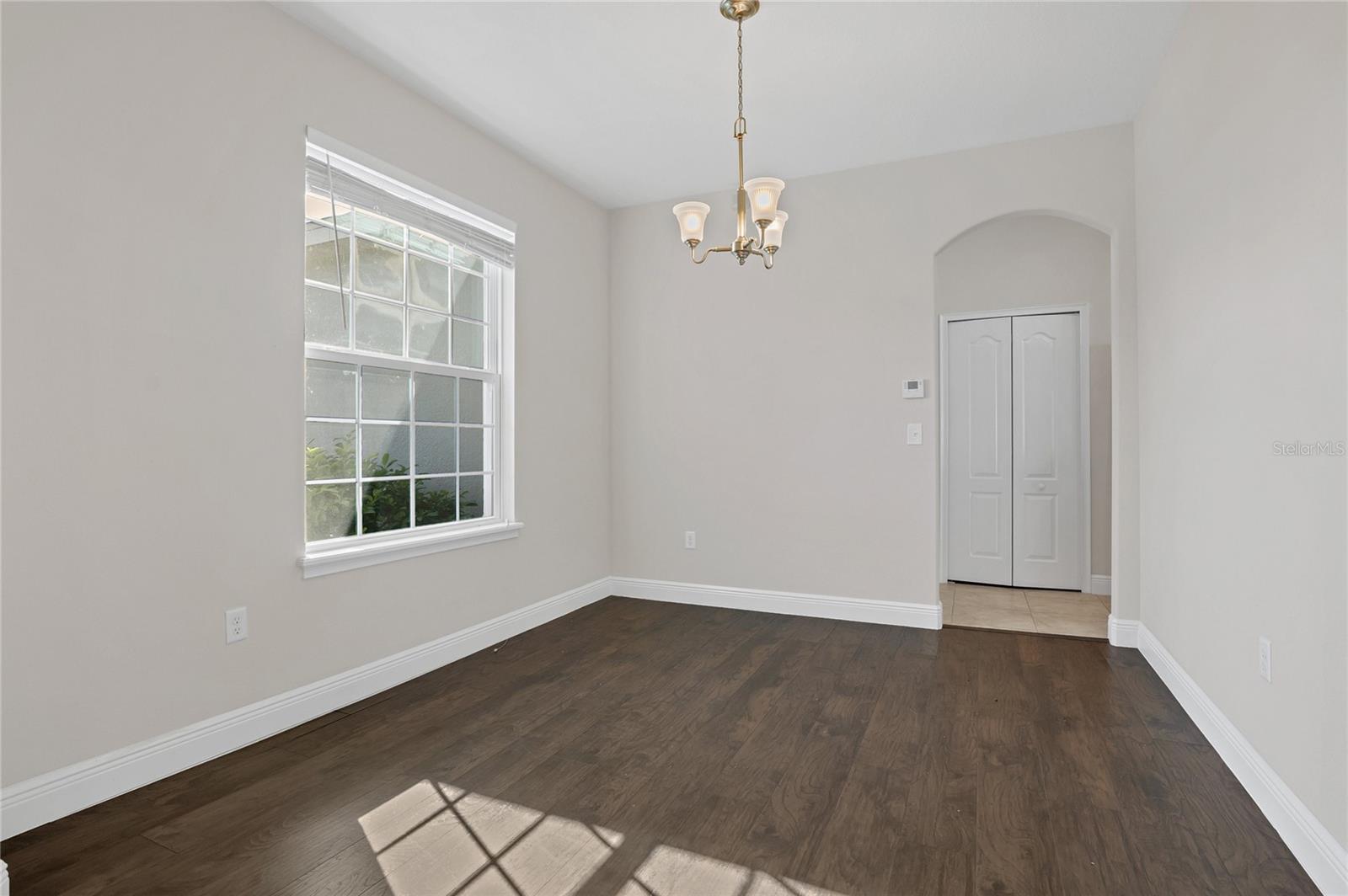 Image 6 of 27 For 33943 Emerald Pond Loop