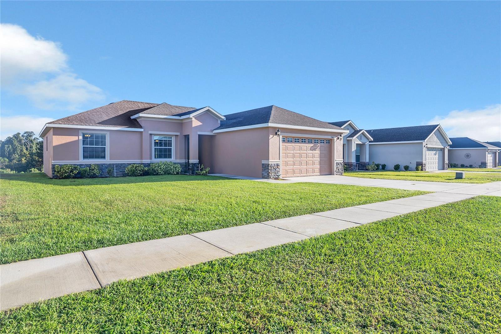 Image 3 of 22 For 33840 Emerald Pond Loop