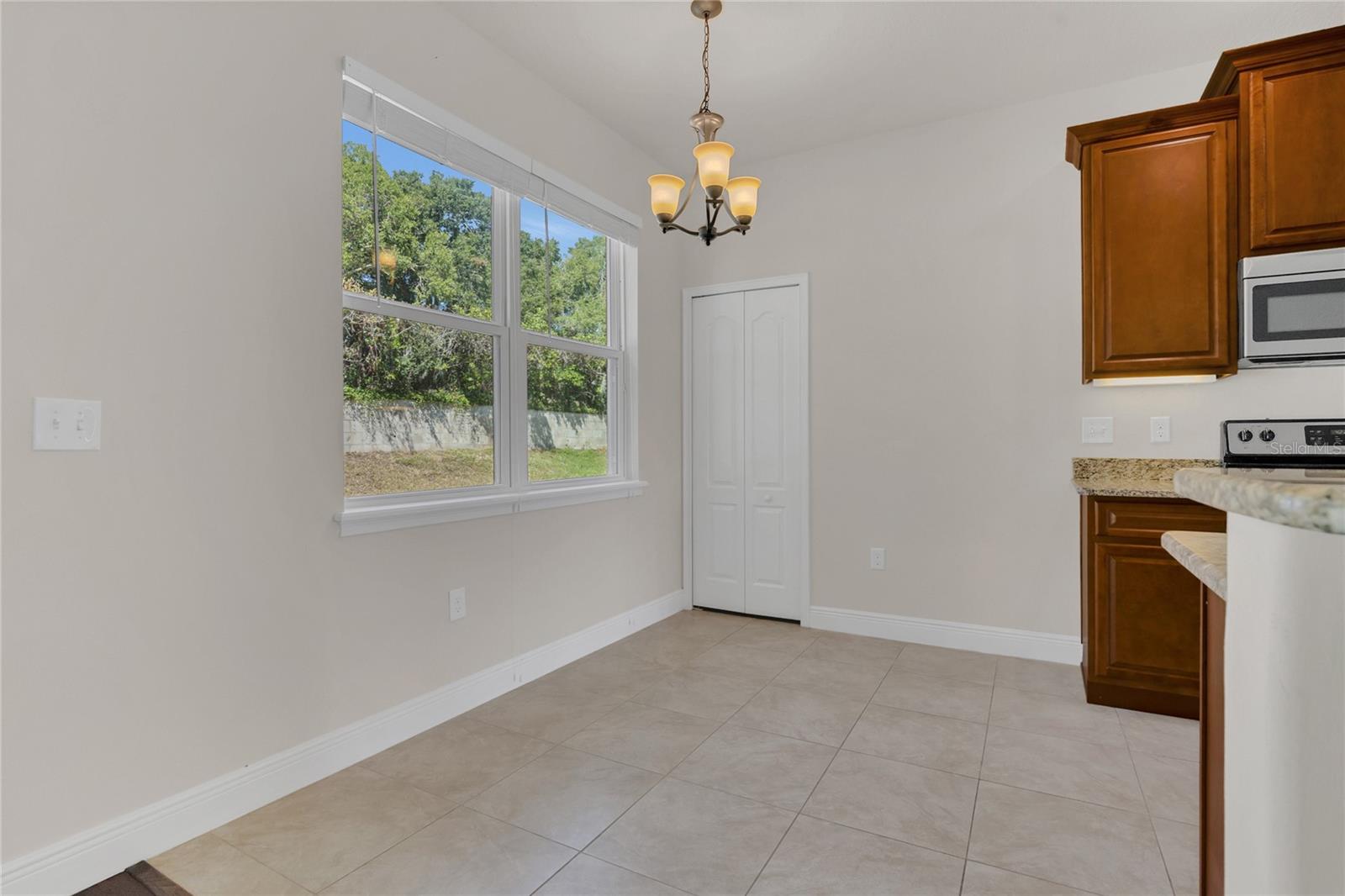 Image 10 of 25 For 33919 Emerald Pond Loop