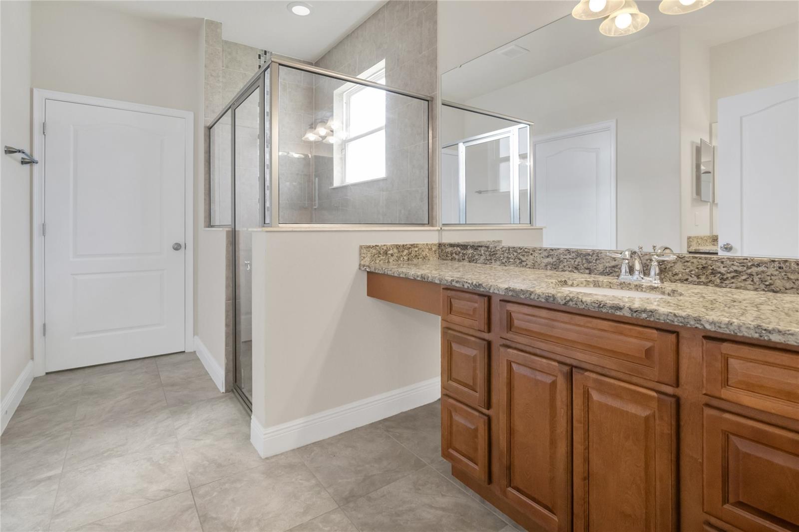 Image 16 of 25 For 33919 Emerald Pond Loop