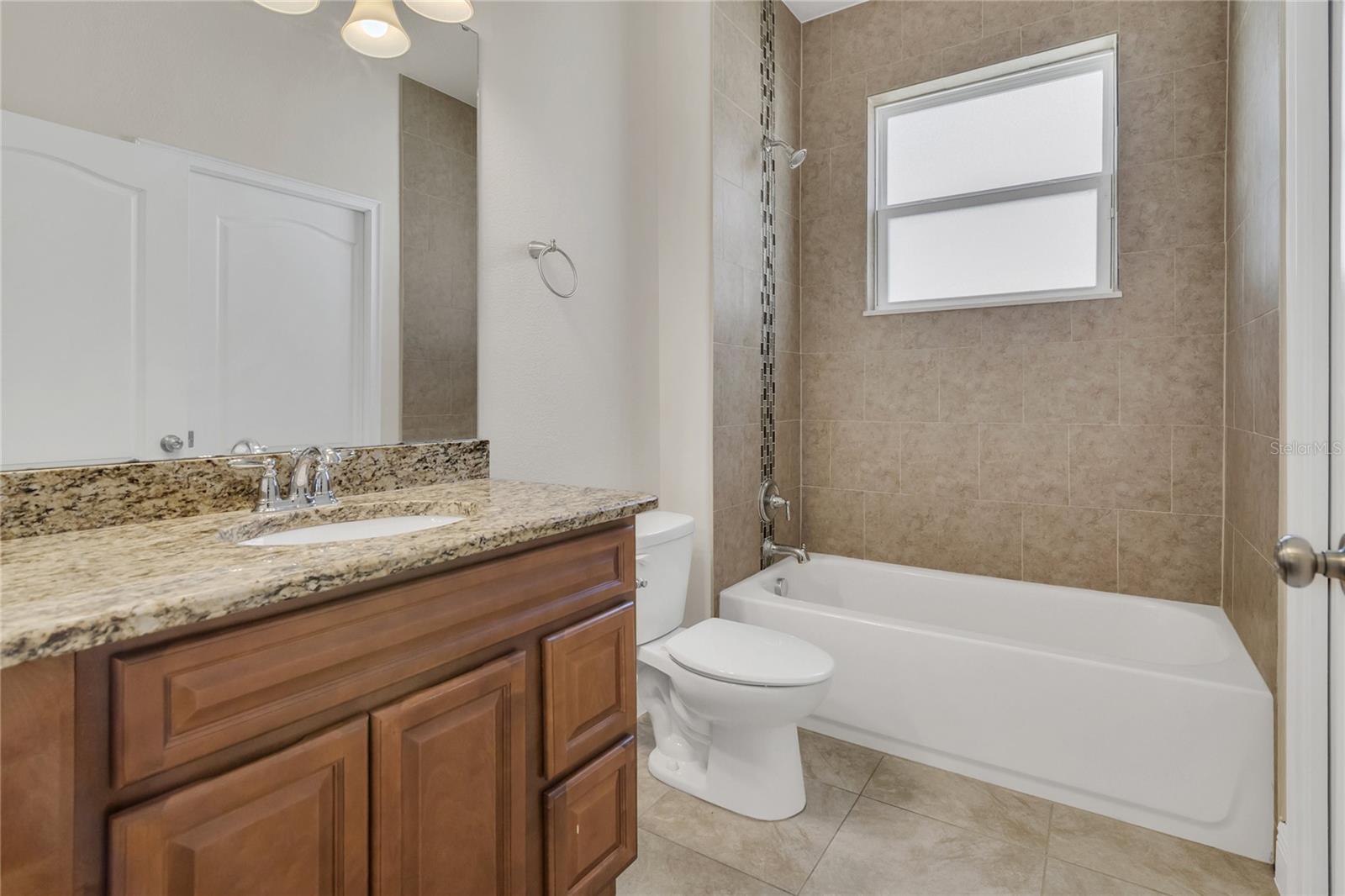 Image 20 of 25 For 33919 Emerald Pond Loop