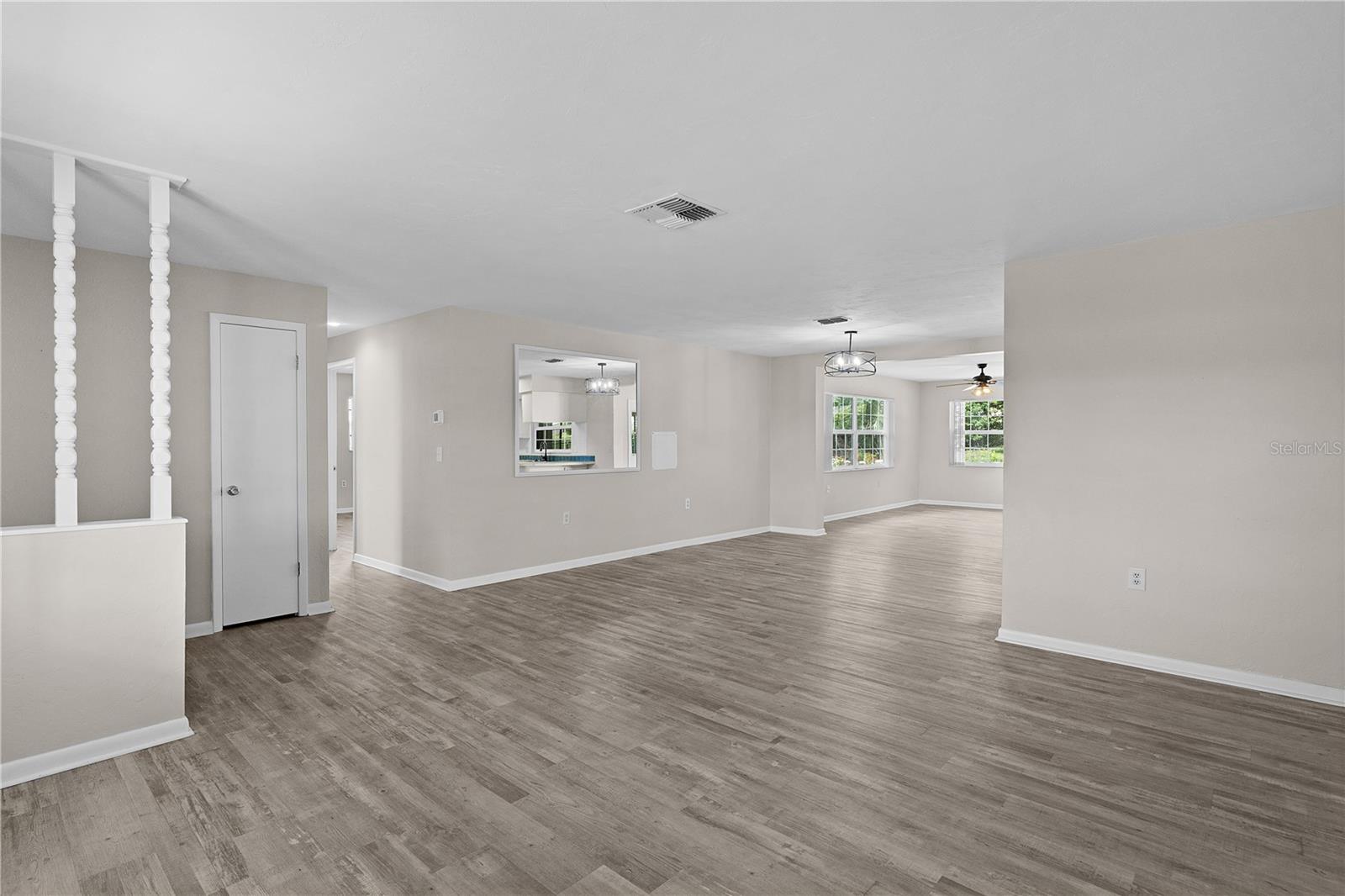 Image 11 of 40 For 202 Jeffery Street