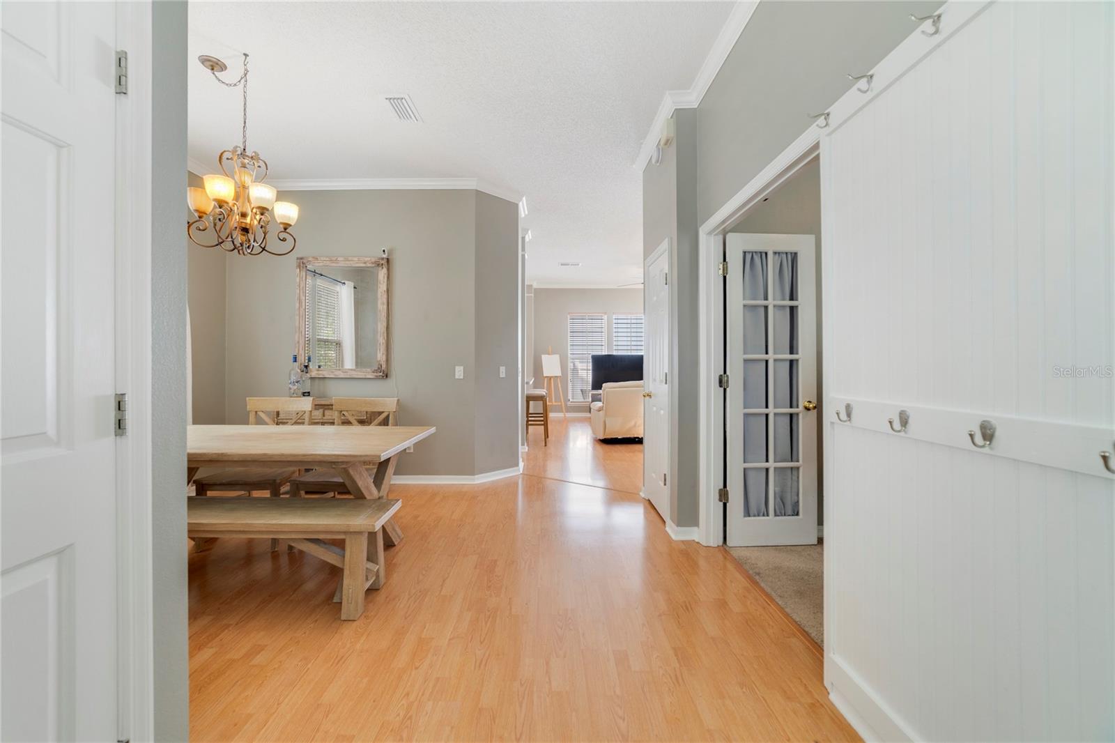 Image 3 of 25 For 205 Ficus Street