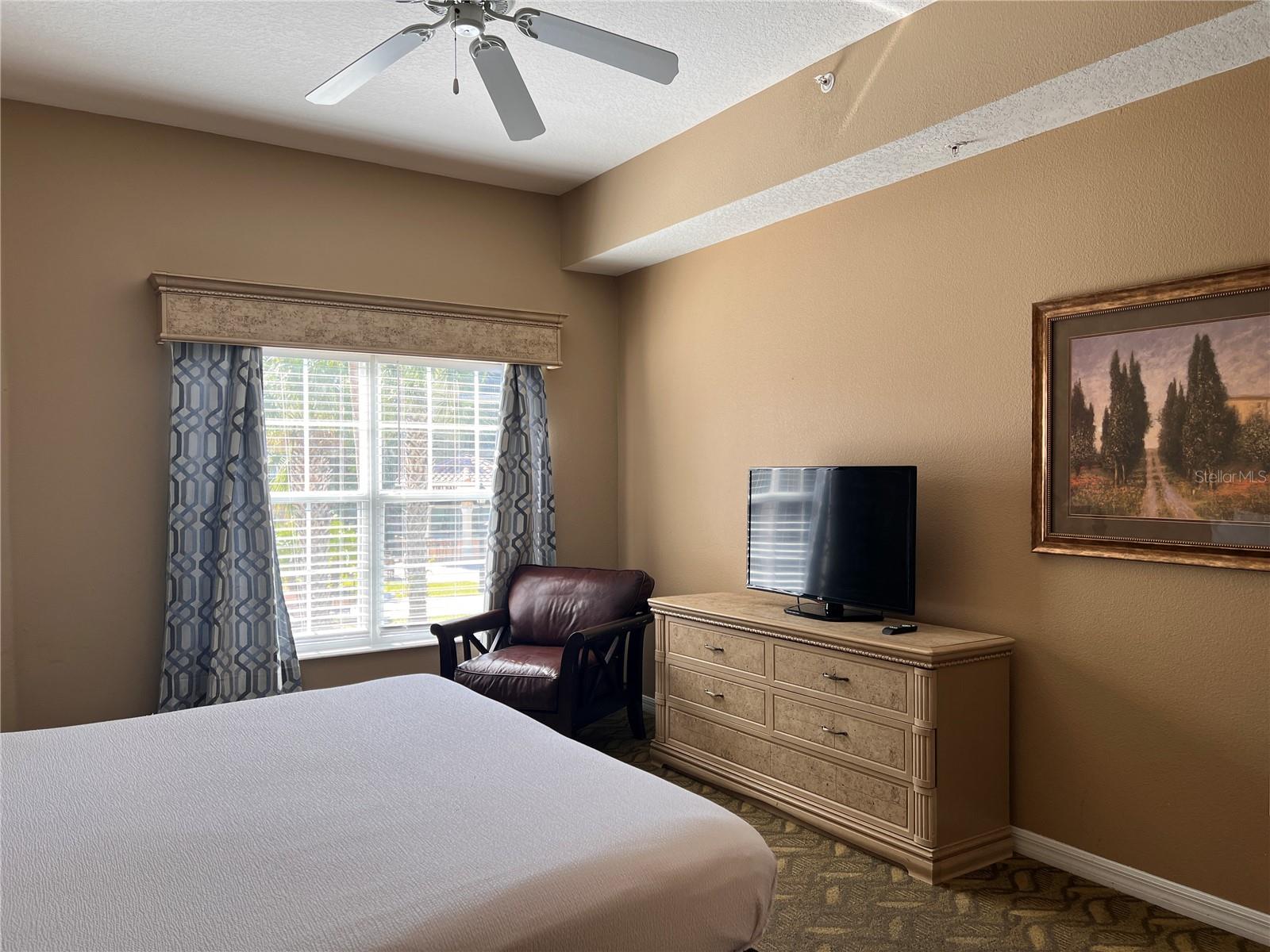 Image 17 of 30 For 8601 Worldquest Boulevard 3201