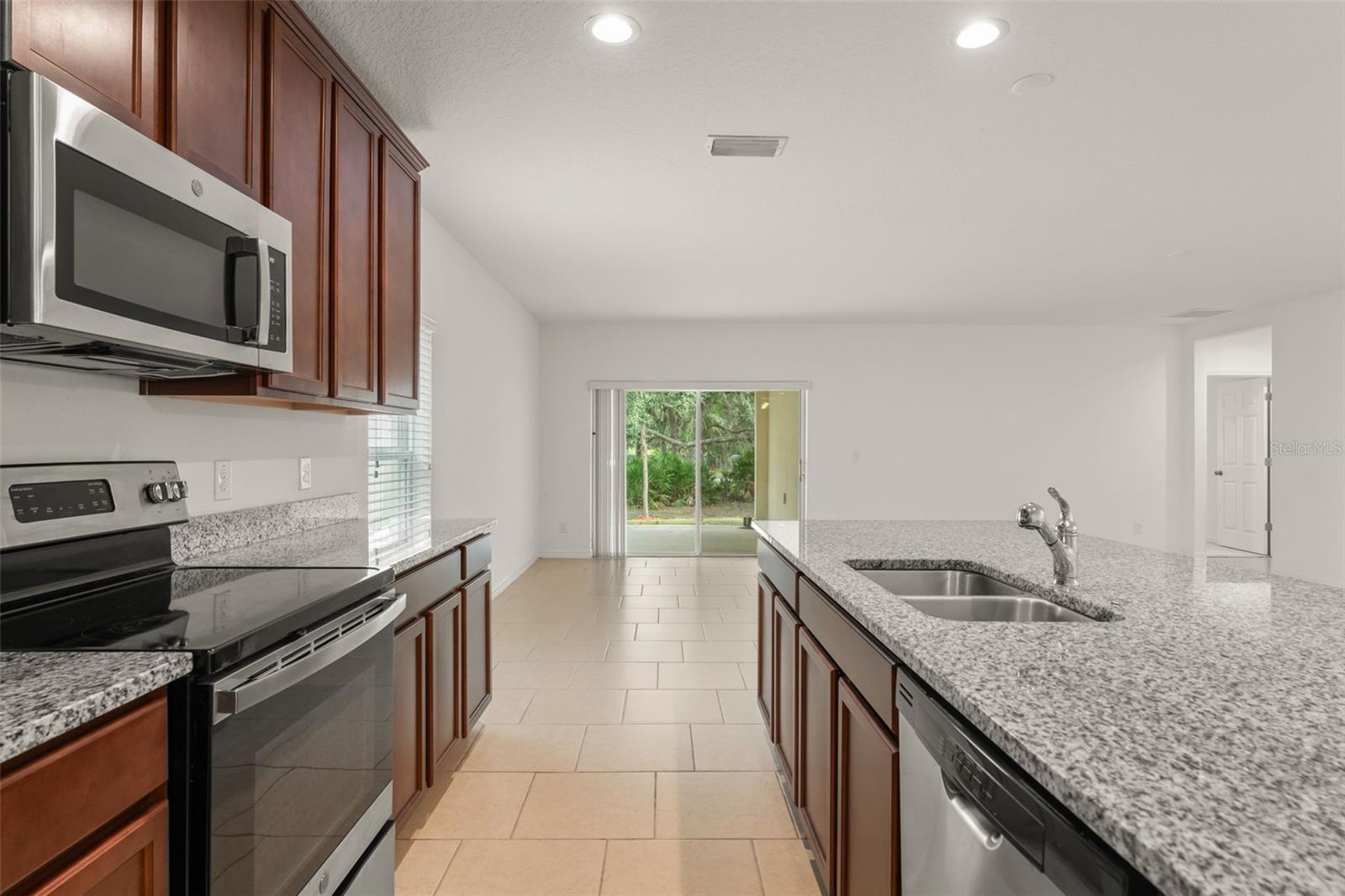 Image 13 of 37 For 5583 Sabal Drive