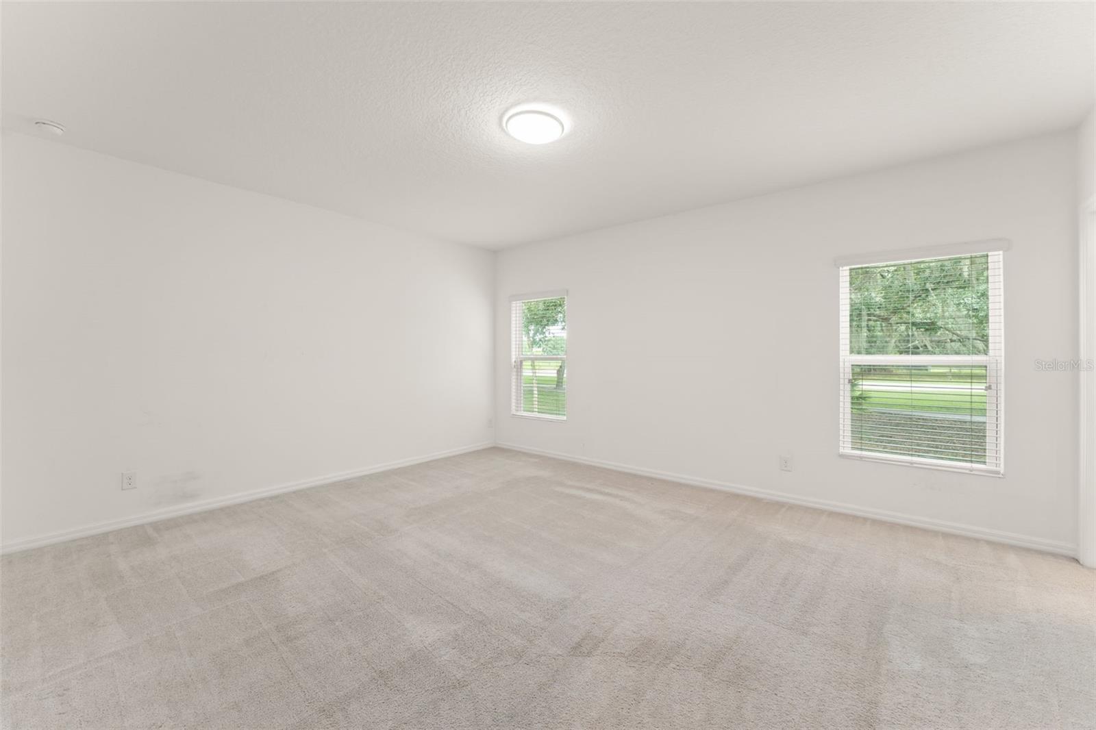 Image 19 of 37 For 5583 Sabal Drive