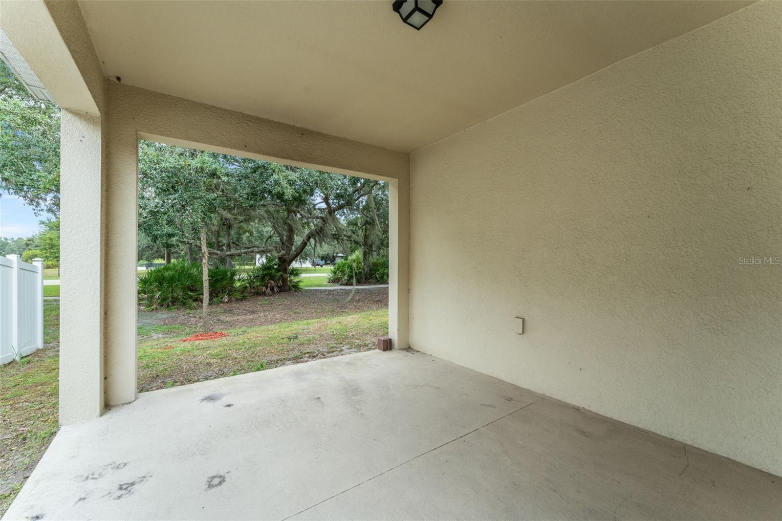 Image 31 of 37 For 5583 Sabal Drive