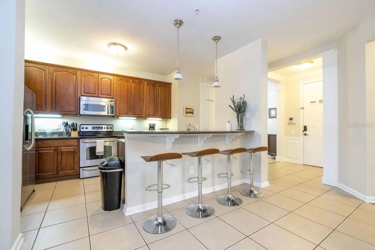 Image 3 of 53 For 5025 Shoreway Loop 10703