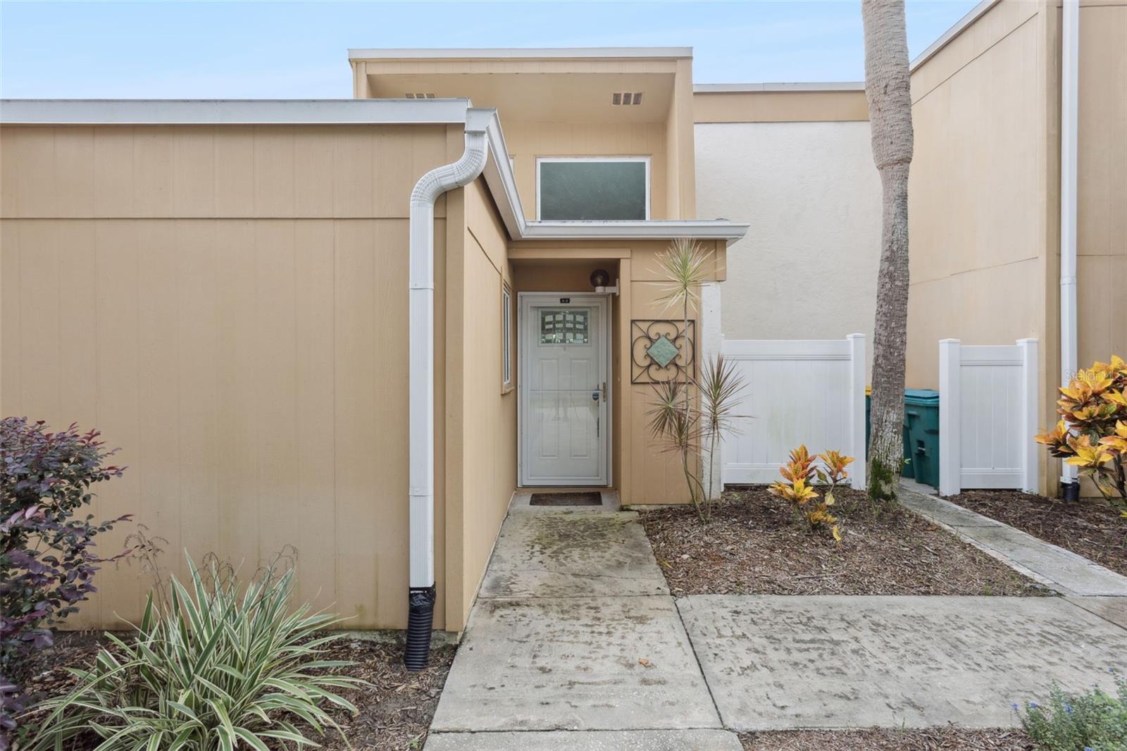 Details for 1051 Highland Street 6a, MOUNT DORA, FL 32757