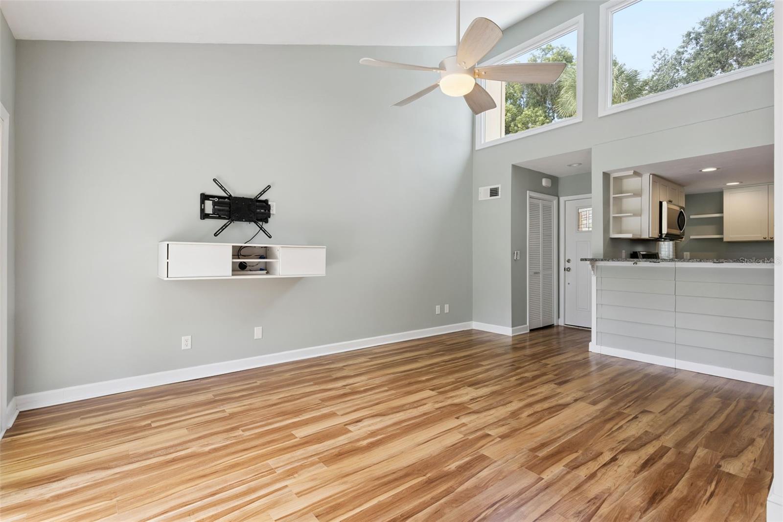 Image 10 of 35 For 1051 Highland Street 6a